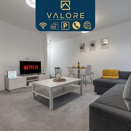 Modern 1 Bed In Central Mk, Free Parking, Smart Tv, Manhattan House By Valore Property Services Milton Keynes Esterno foto